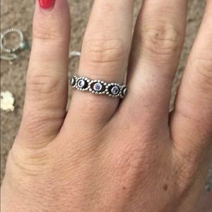 Pandora ring